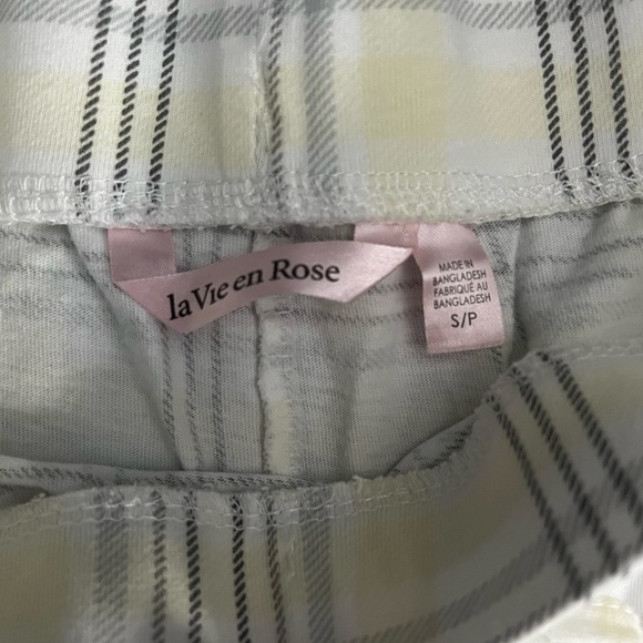 La Vie En Rose Pyjama Set - Picture 9 of 10